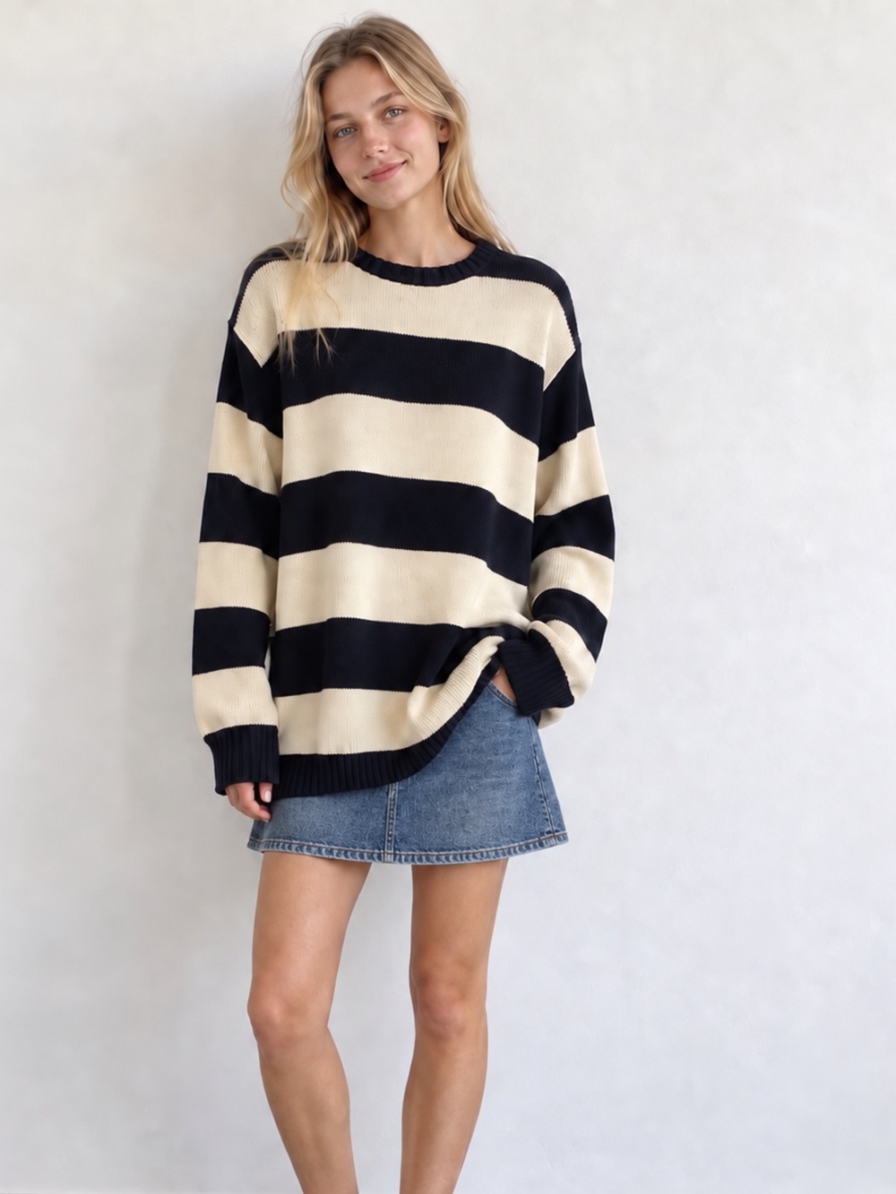 Brandy Melville Brianna Striped Oversized Crewneck Sweater Streetwear